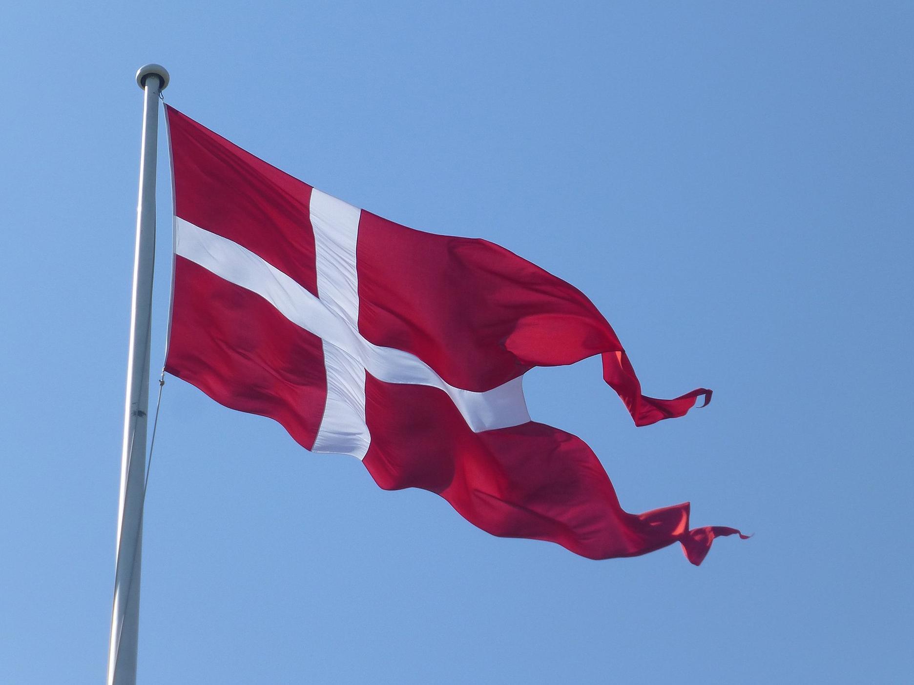 Dänische Flagge "Dannebrog"